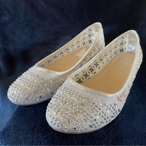 Forever 21 Silver Rhinestone Flats